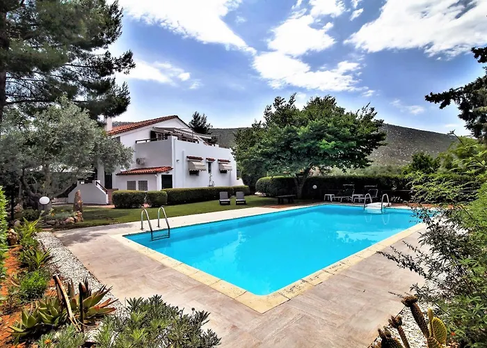 Korina Tatil Evi